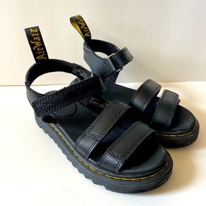 Kids Dr. Martens Klaire Sandal size US 13